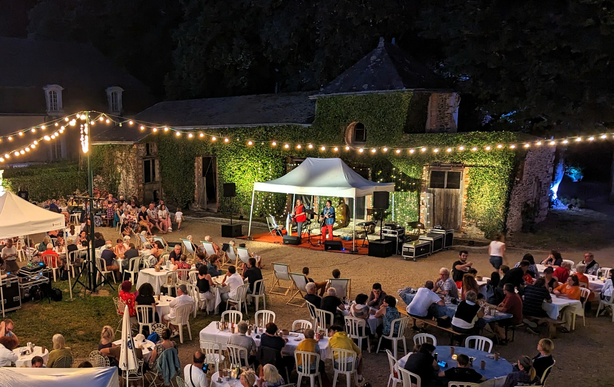 Soirée guinguette festive au château de la Lorie